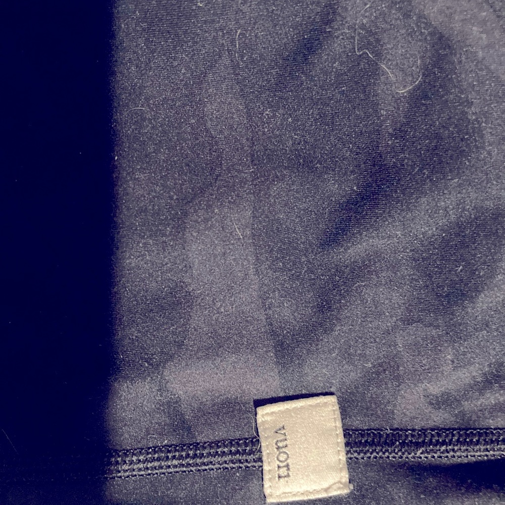 Vuori size small camo leggings